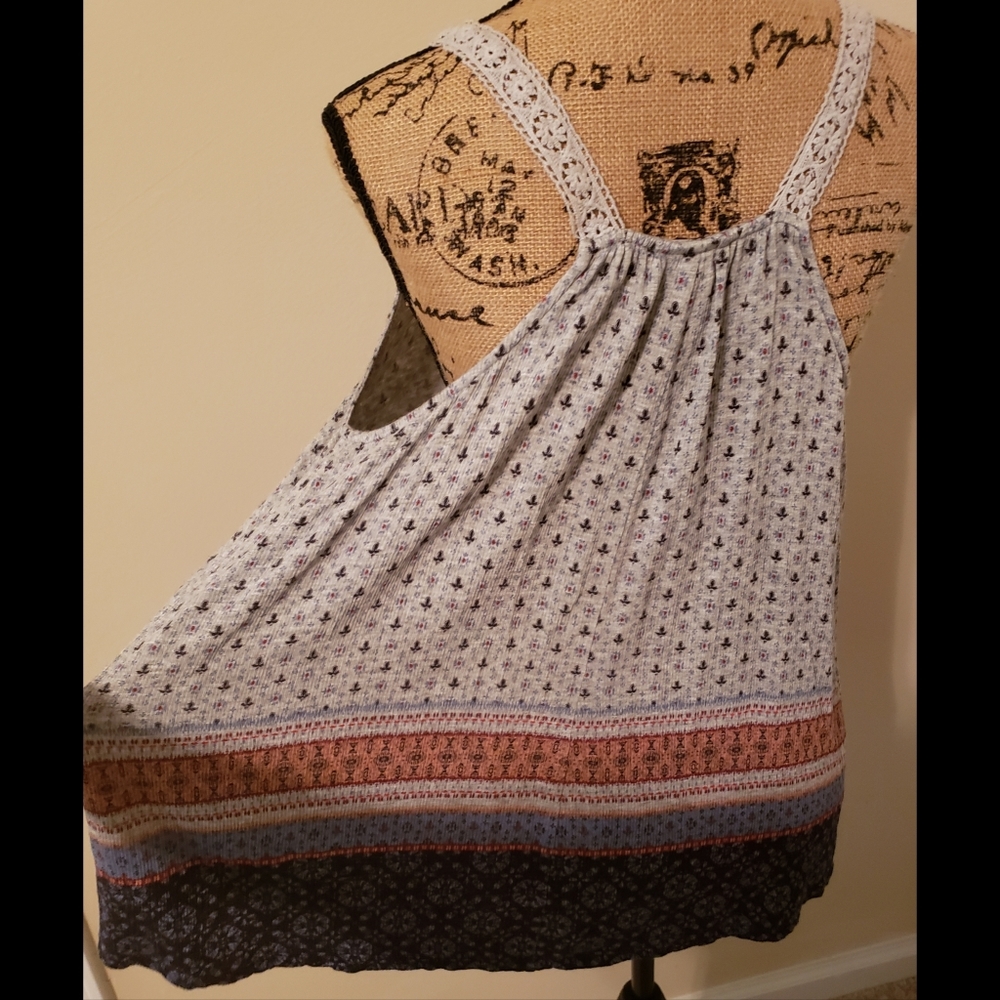TORRID TOP - Picture 5 of 7